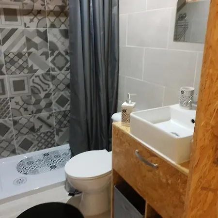Casas De Praia Sandra E Nelson * Almada